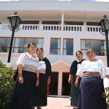 La Posada Del Quinde Otavalo Exteriör bild