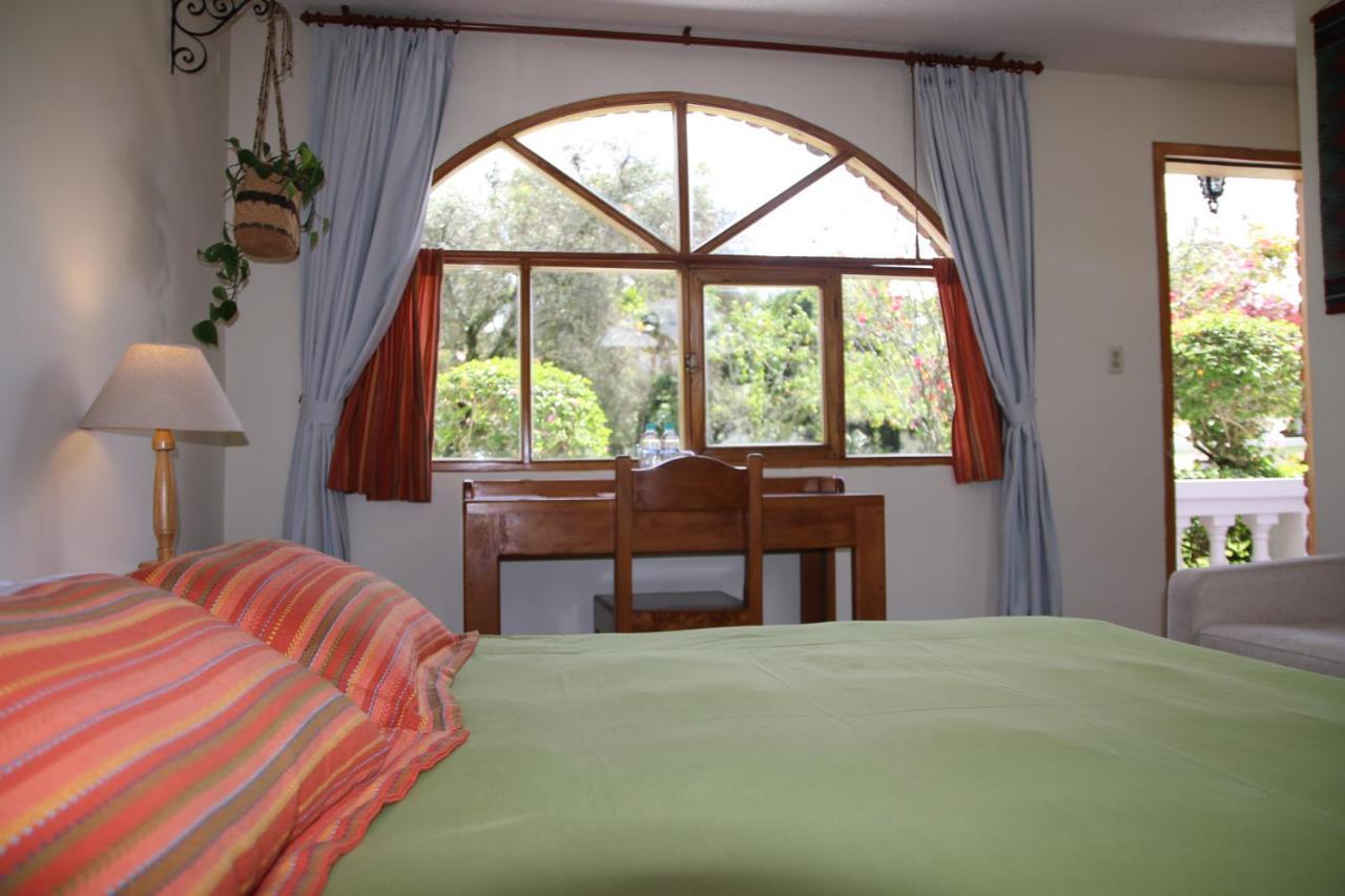 La Posada Del Quinde Otavalo Exteriör bild