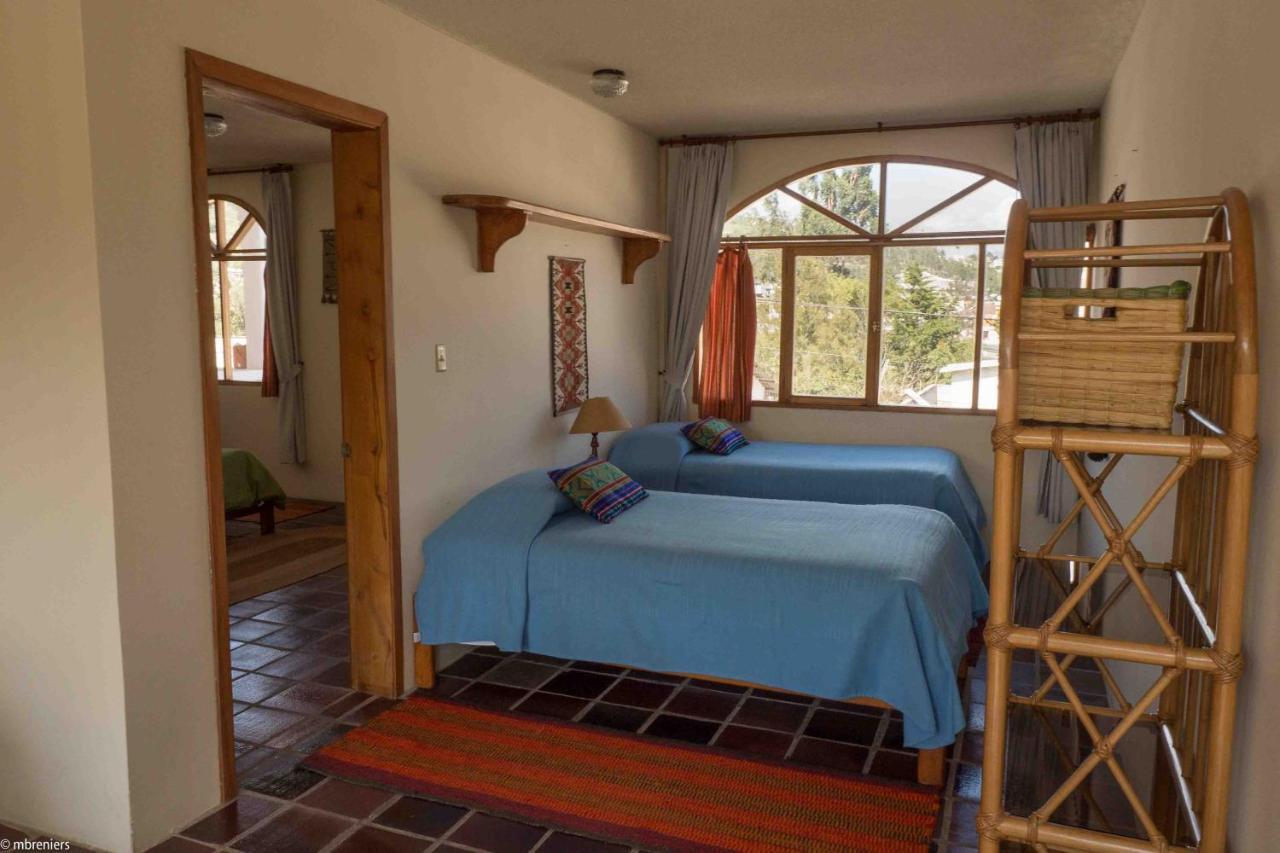 La Posada Del Quinde Otavalo Exteriör bild